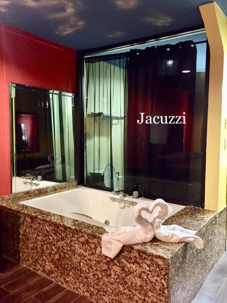 Luxury Inn Channelview Extérieur photo